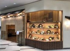 外観 麵処つるはん 成田国際空港店