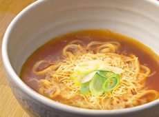 カレーうどん 麵処つるはん 成田国際空港店